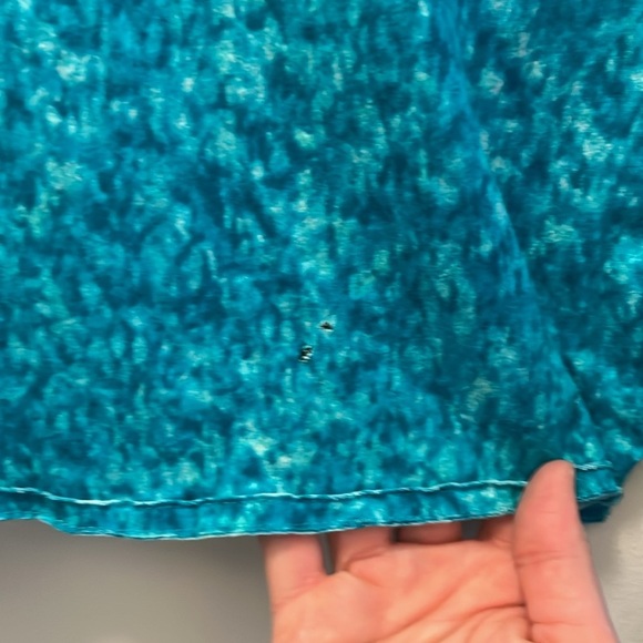 Free People (FP) Movement blue cutout Back Cropped Long Sleeve Top size small - Picture 9 of 13